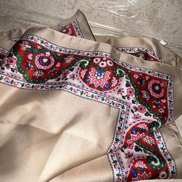 Glentex Vintage Gold Rectangle Red Floral Paisley Trim Polyester Italy Scarf - Picture 3 of 6